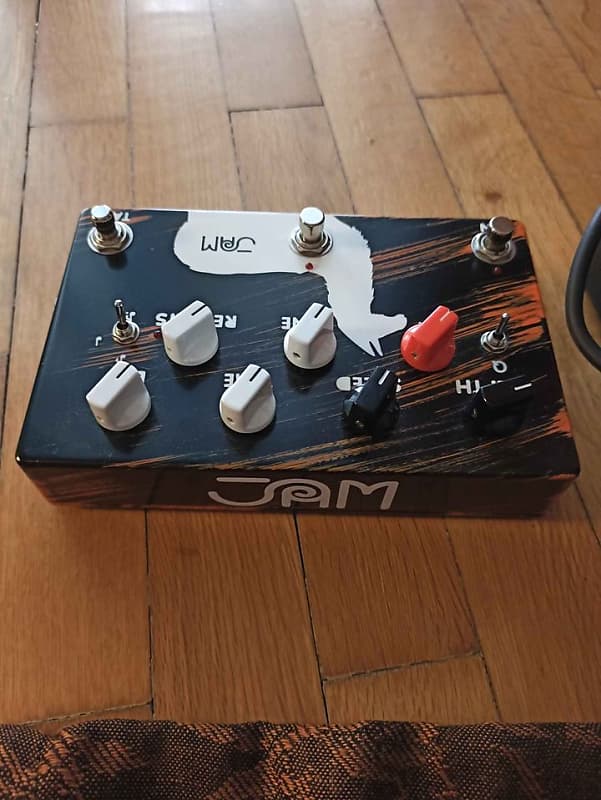 JAM Pedals delay llama supreme and expression pedal image 1