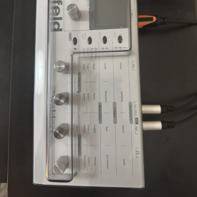 Waldorf Blofeld Desktop Synthesizer 2007 - Present - White