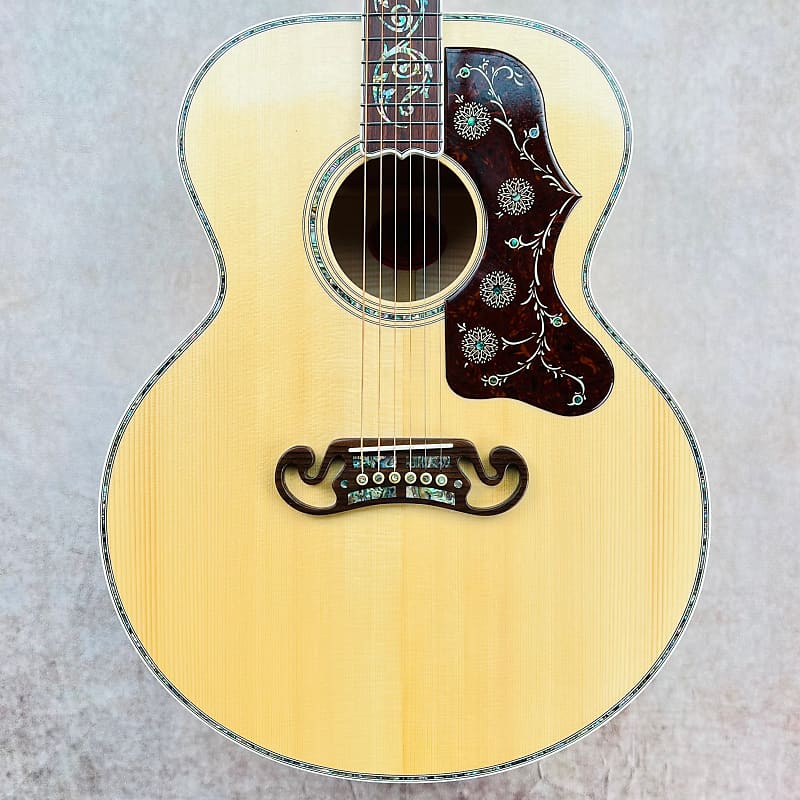 Gibson Custom SJ-200 Vine Acoustic Guitar 2004 - Natural image 1