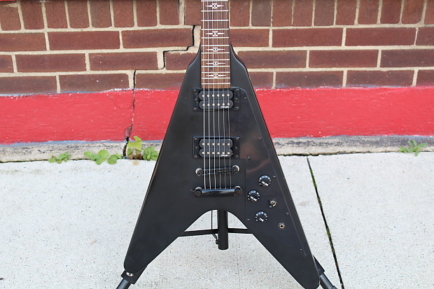 Stagg f300 shop flying v