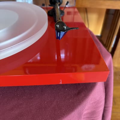 Pro-Ject Debut Carbon Esprit SB Turntable with Speed Box, Acrylic Platter 2010s - Red image 2