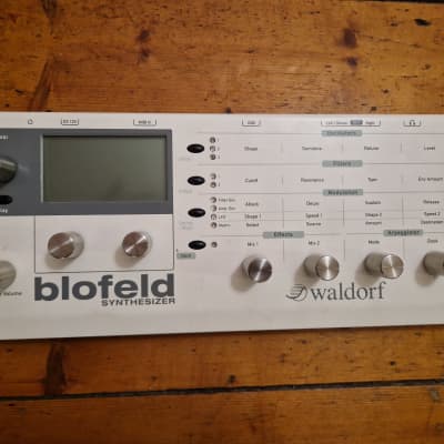 Waldorf Blofeld Desktop Synthesizer 2007 - Present - White