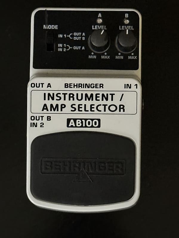 Behringer AB100 Instrument/Amp Selector