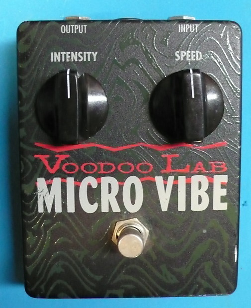 Early Voodoo Lab Micro Vibe Uni-Vibe guitar effects pedal + Cable