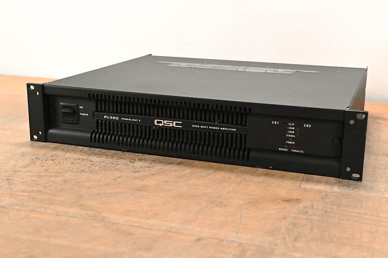 QSC PL380 Powerlight 3 Series Lightweight Rack-Mounted Power