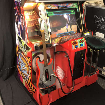 Steven Tyler's "Aerosmith Quest For Fame" Arcade Game. Signed! Authenticated! image 1
