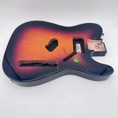 Fender Telecaster Body Alder LIGHT Mint/New 25011 image 2