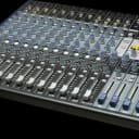 PreSonus StudioLive AR16c 16-Channel USB-C Compatible Audio Interface/Analog Mixer/Stereo Snare Drum Recorder STUDIOLAR16C