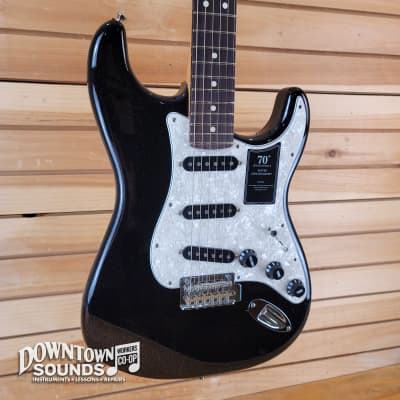 Fender MEX 70th Anniversary Player Stratocaster (Nebula Noir