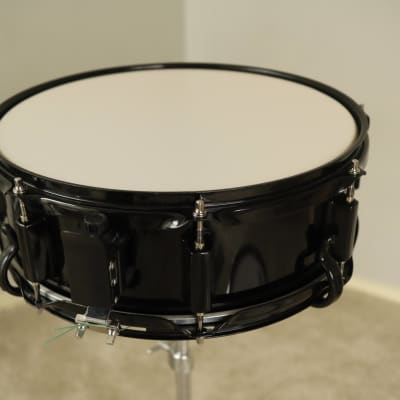 Taye 5x14” 8 lug poplar snare drum green wrap