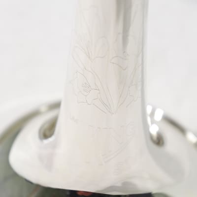 King Model 2055TUB Silver Flair Trumpet with Dizzy Bell SN King Model 2055TUB Silver Flair Trumpet with Dizzy Bell SN