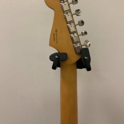 Fender Vintera 60's Stratocaster Burgundy Mist Metallic image 7