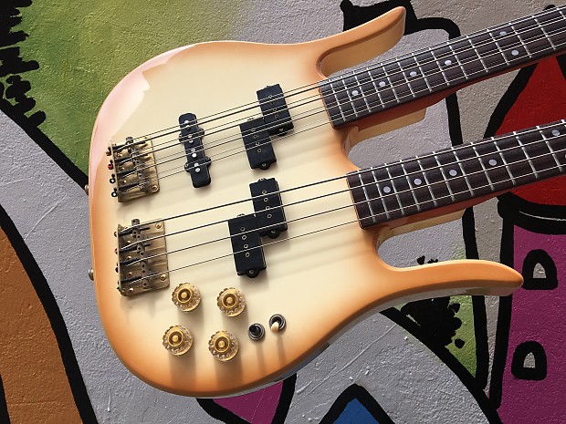 Hondo Twin Neck Bass image 1