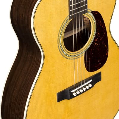 Martin 00-28 Acoustic Guitar - Natural image 2