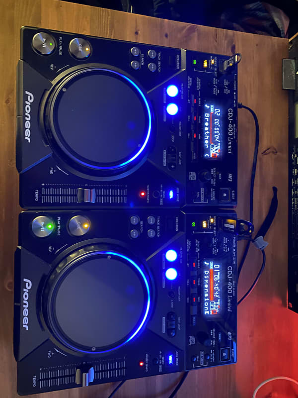 Pioneer DJ › CDJ-400-K LTD › Player Tabletop - Gearbase