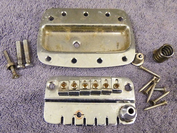 Fender bronco tremolo deals