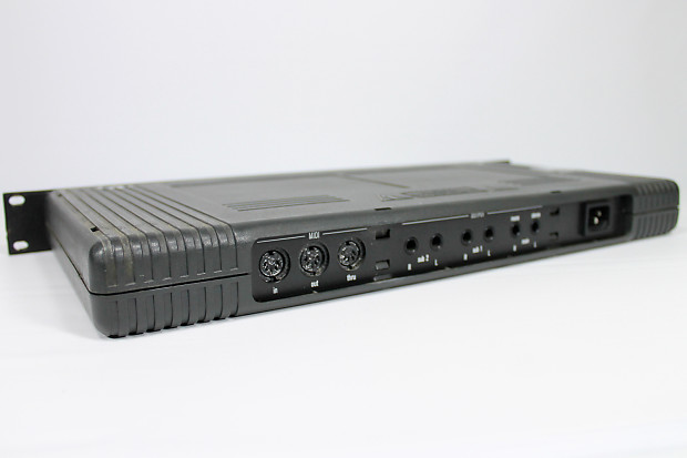 E-mu Proteus 1 XR 9011 90’s single rack, 16 bit, polyphonic, sound module