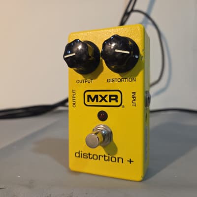 MXR M104 Distortion + | Reverb