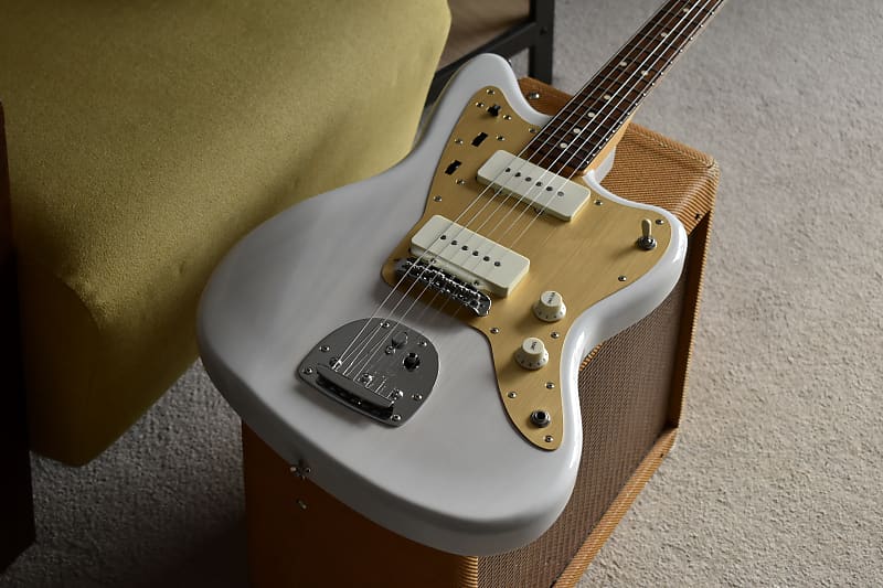 2021 Fender Japan Heritage 60’s Jazzmaster Nitro Lacquer White Blonde,  w/Paperwork, Gold Anodised Guard, MIJ, Offset, JDM