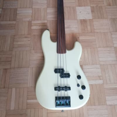 Fender Contemporary Jazz Bass Special Fretless 1985 - 1990 - Pearl White for sale