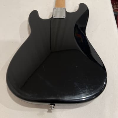 Fender  Squire Mini 3/4 size short scale  Black/white image 6