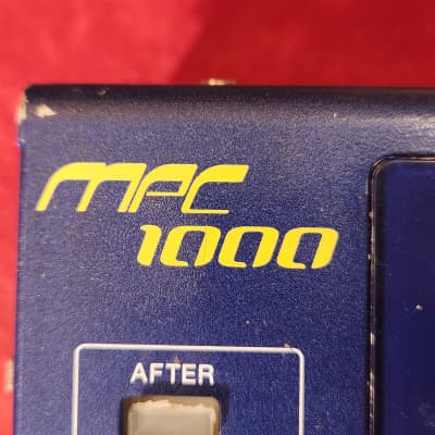 Akai MPC1000 Music Production Center Blue w/ 32MB Memory Card image 2