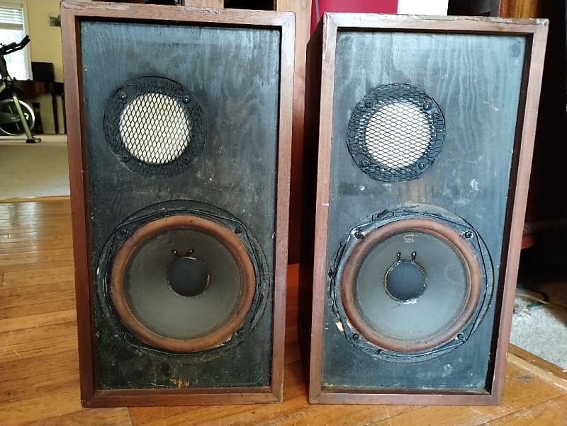 ar 4 speakers