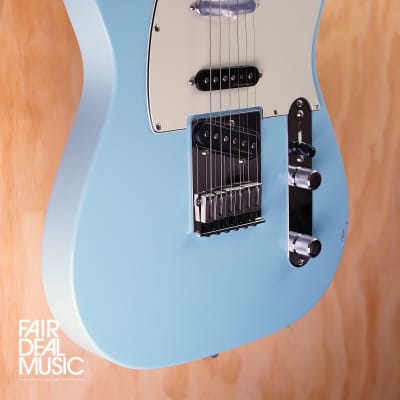 Fender Deluxe Nashville Telecaster, Daphne Blue, Ex Display image 2