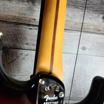 Fender American Ultra Stratocaster Left-Handed with Rosewood Fretboard 2021 Ultraburst image 9