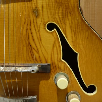 Jacobacci Royale '60s Natural Vintage French Archtop image 3
