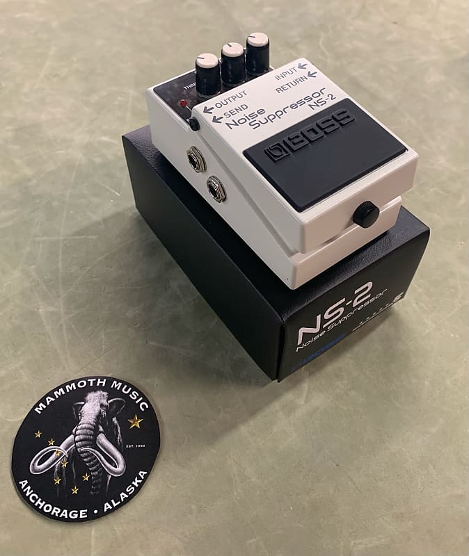 Boss NS2 Noise Suppressor Pedal Reverb