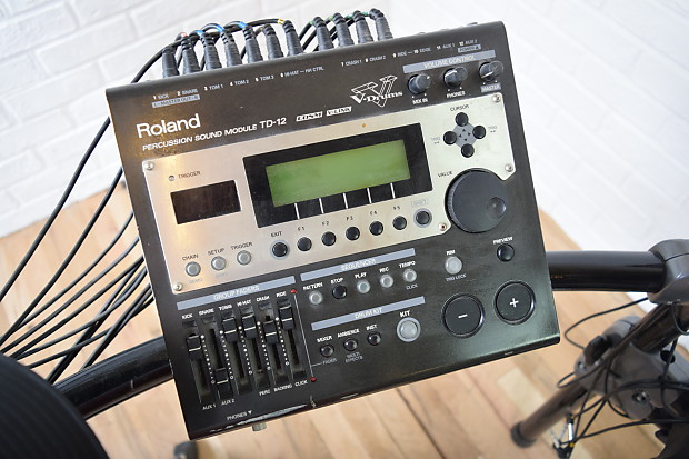 Roland TD 12 electronic drum set kit Excellent used TD12 V drums for sale