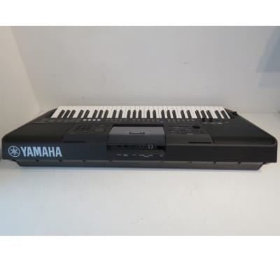 Yamaha PSR-E463 61 Key Portable Keyboard New in Box/Unused Yamaha PSR-E463 61 Key Portable Keyboard New in Box/Unused