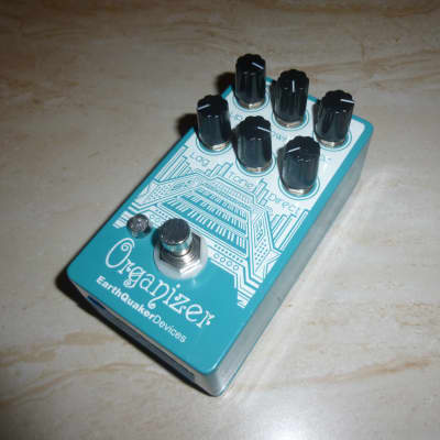 EarthQuaker Devices Organizer Polyphonic Organ Emulator