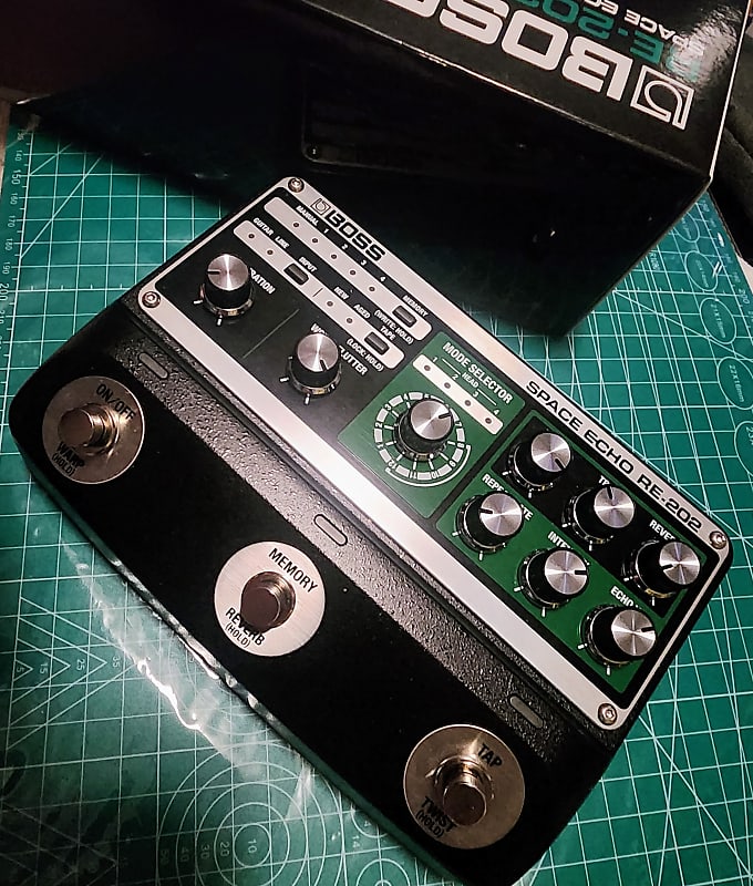 Boss RE-202 Space Echo