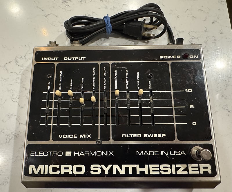 Electro-Harmonix Micro Synthesizer