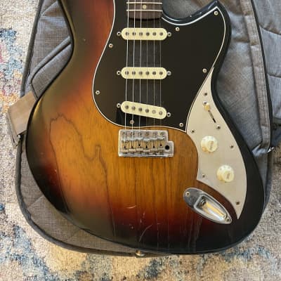 2019 Novo Guitars Serus S 3 Tone Sunburst rare Ash body image 8