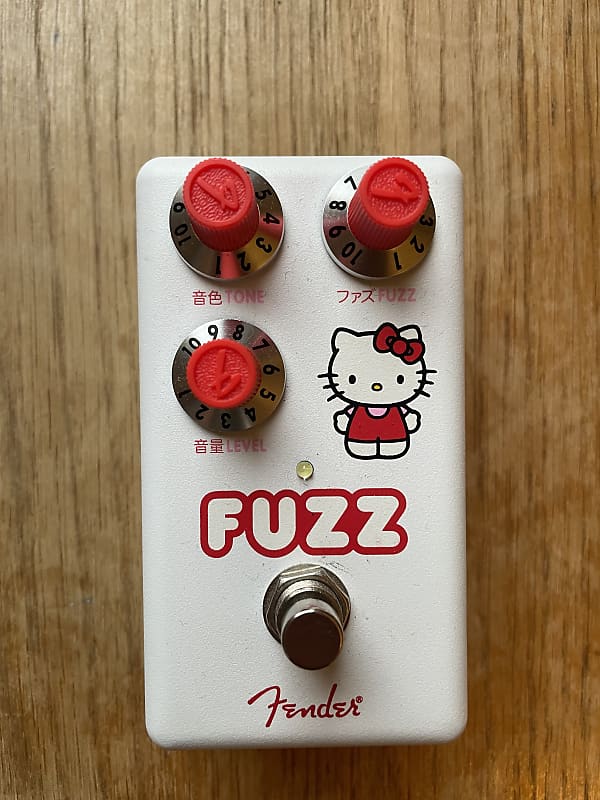 Fender Hello Kitty Fuzz