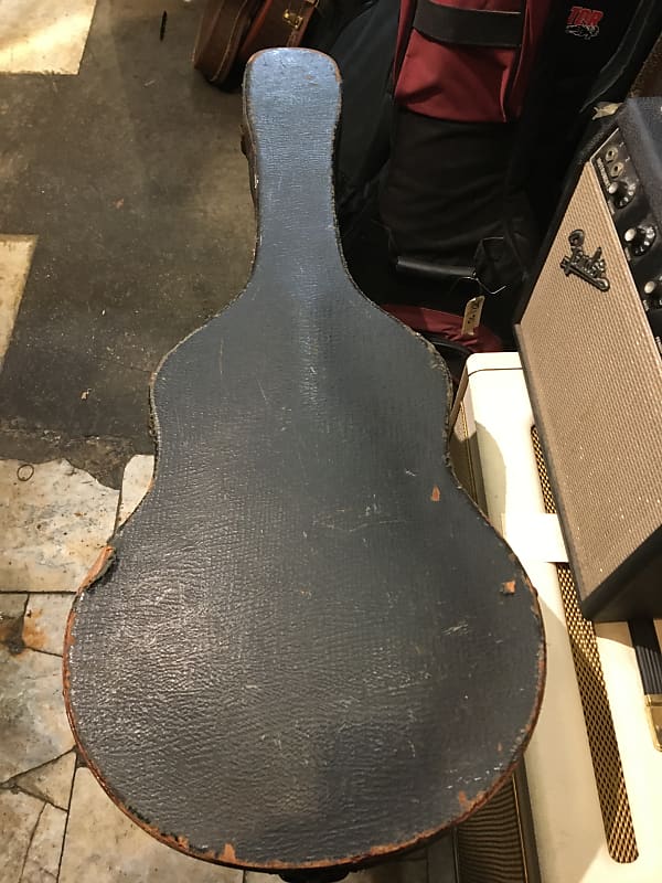 Lifton stlye Archtop case 40’s-50’s image 1