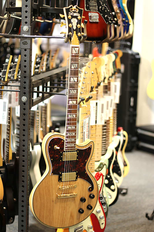 D'Angelico Deluxe Atlantic Electric Guitar w/ Case, Natural Swamp