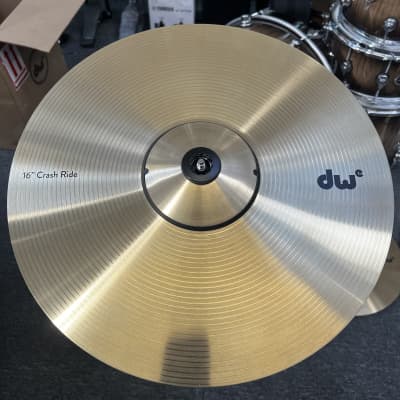 DW DWe 5pc with Cymbals - Candy Black Burst Over Curly Maple image 4