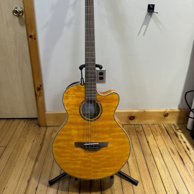 Takamine EG512C Acoustic Bass for sale