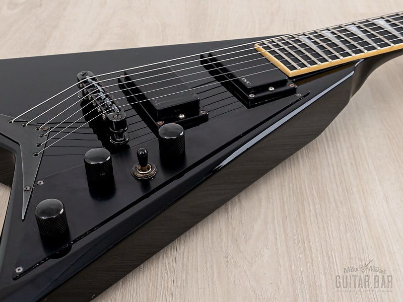 2006 Jackson Stars Randy Rhoads RR-J2BE Flying V Black w/ EMG | Reverb