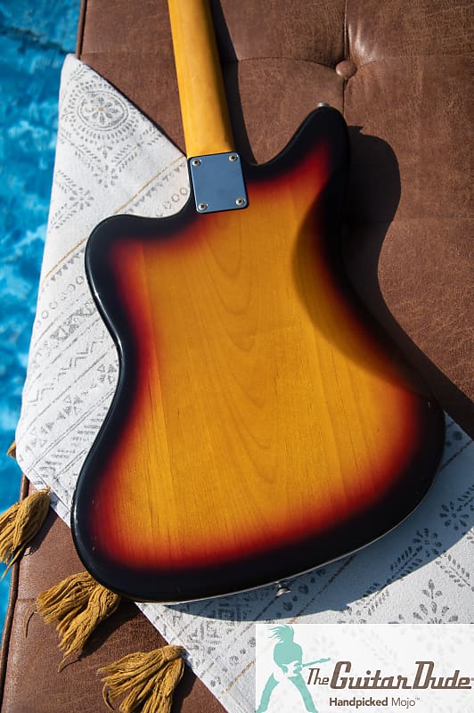 Fender JG66 '62 Jaguar Reissue - Premium Alder Body