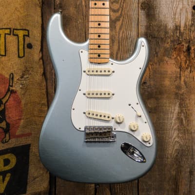 Fender Custom Shop '69 Reissue Stratocaster Journeyman Relic - Fire Mist Silver for sale