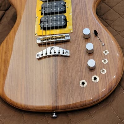 Eastwood Tiger Artist Series Maple w/Walnut Top & Back Body Set Neck C Shape 6-String Electric Guitar image 11