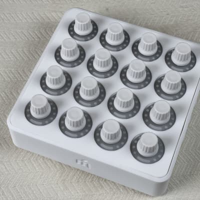 DJ Tech Tools Midi Fighter Twister - White | Reverb