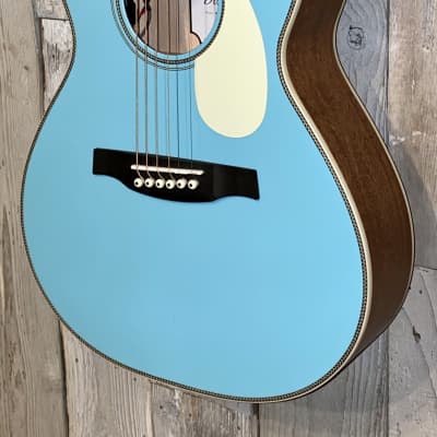 Paul Reed Smith P-20E  Powder Blue Limited Edition Parlor Acoustic/Electric with Gig Bag & Extras ! image 5