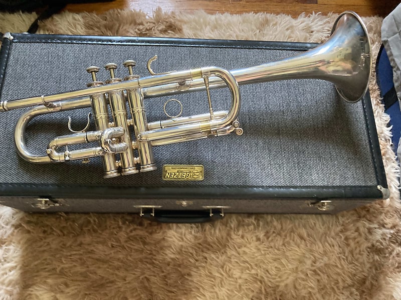 Getzen Custom Series C Trumpet Reverb