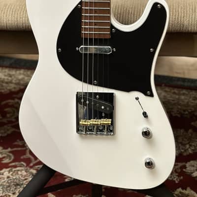 Balaguer Thicket Standard SS Gloss White Electric Guitar - with Balaguer Gig Bag image 3